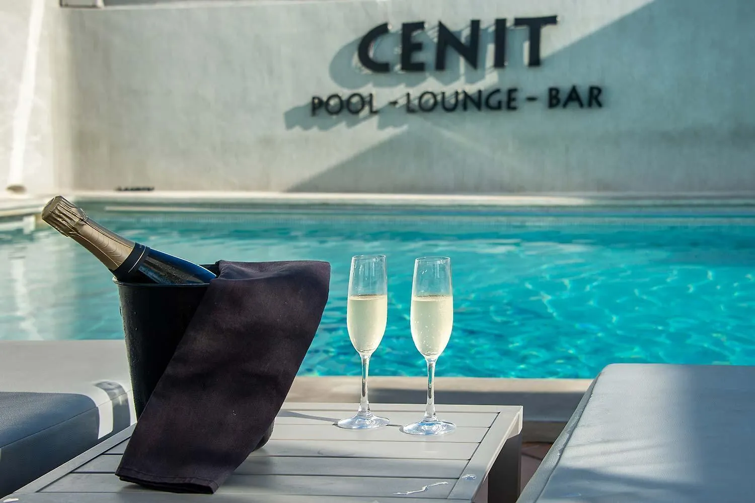 Lägenhetshotell Hotel Cenit & Apts Sol Y Viento Ibiza stad