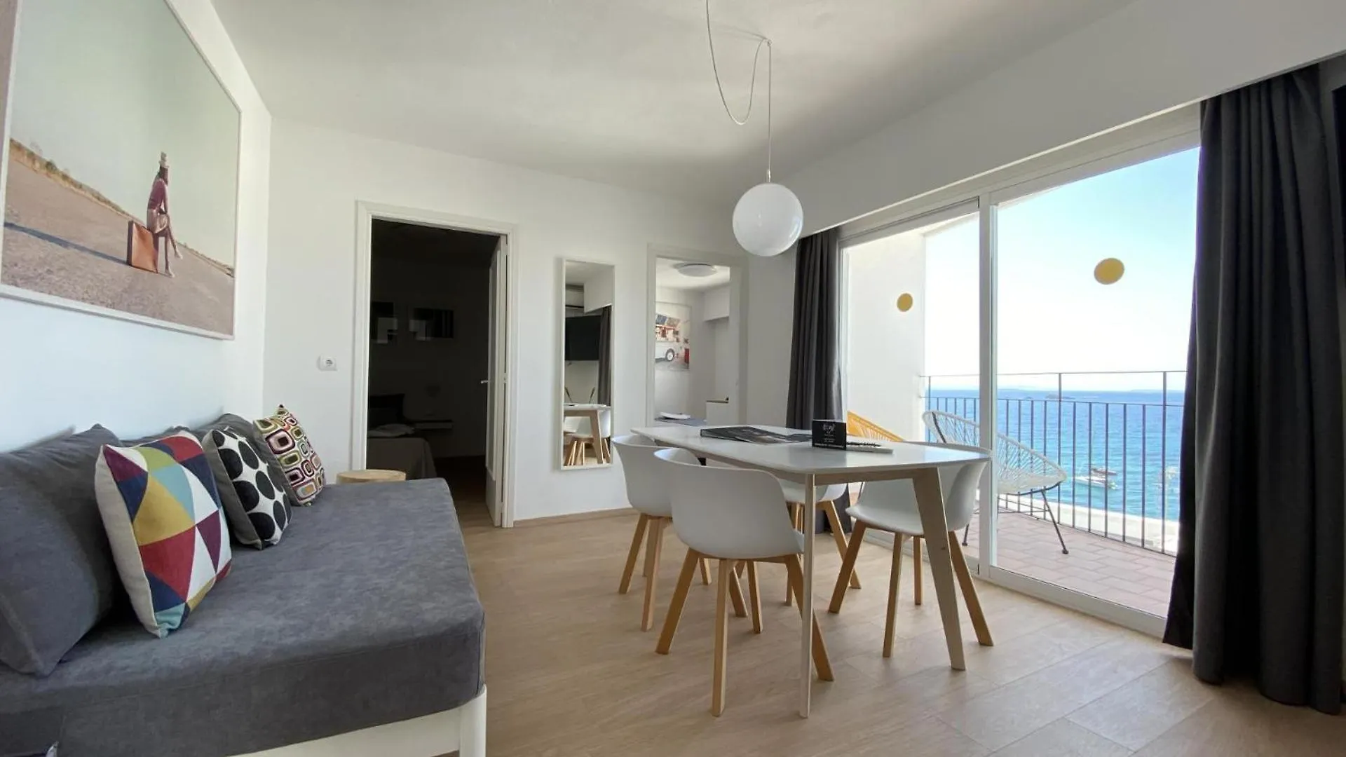 ** Aparthotel Hotel Cenit & Apts Sol Y Viento Ibiza Town Spain