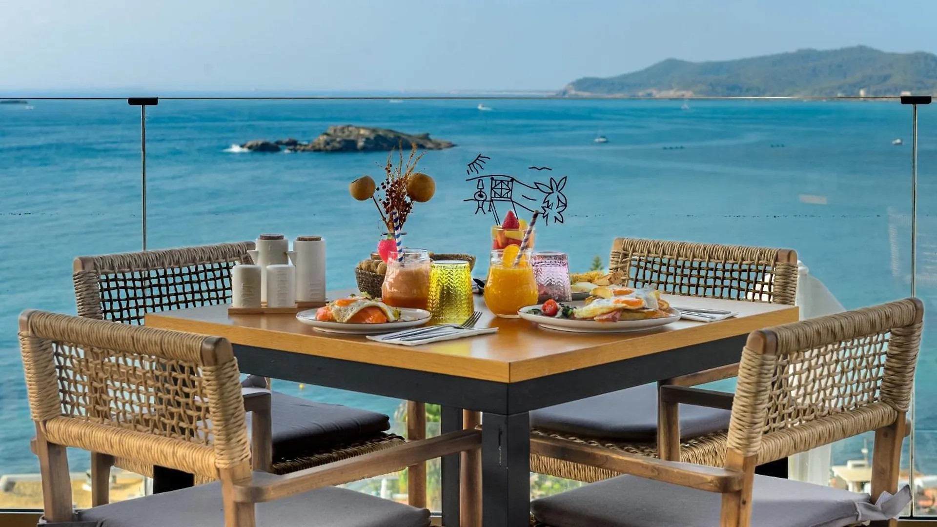Hotel Cenit & Apts Sol Y Viento Ibiza Town 2*,  Spain