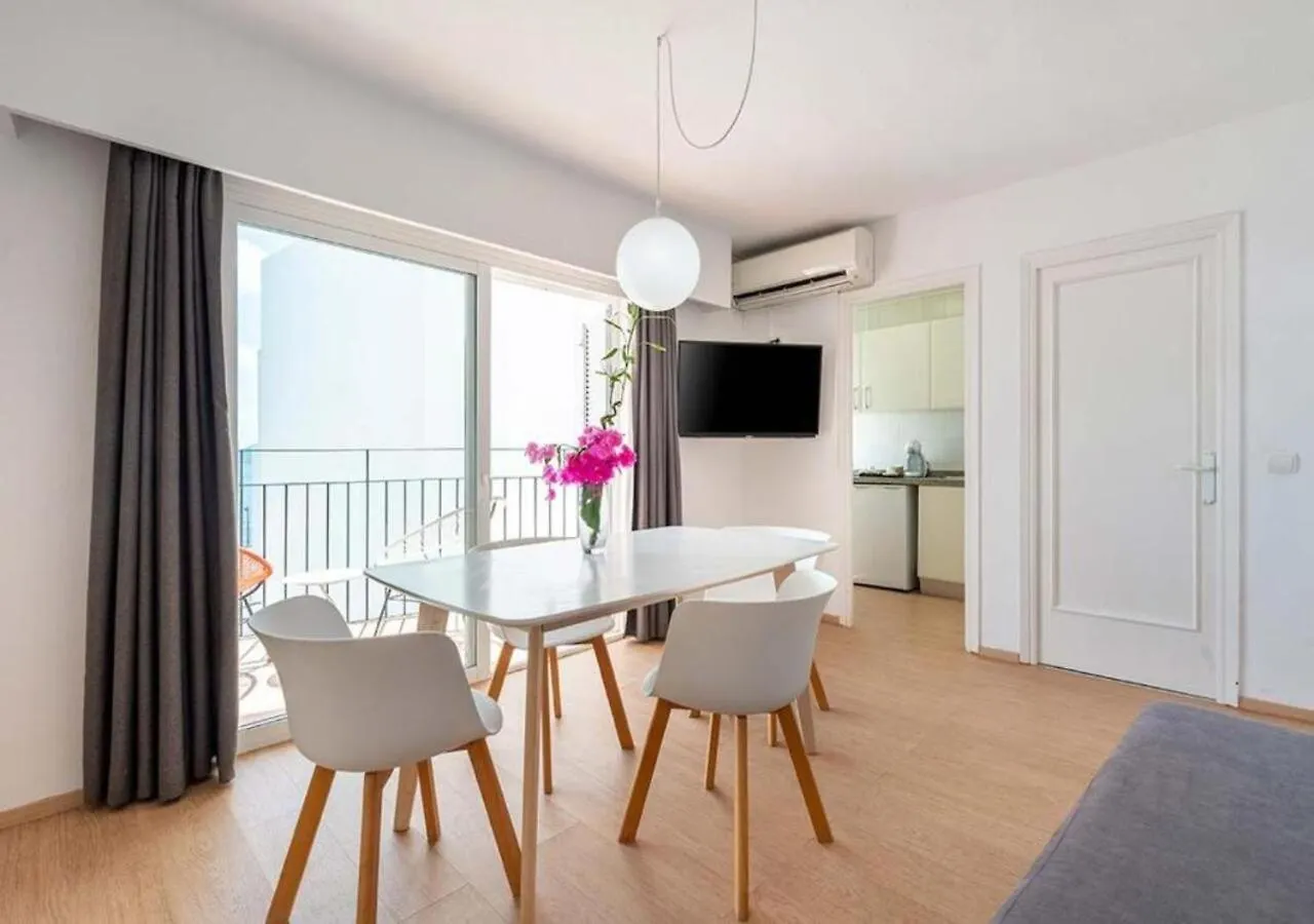 Hotel Cenit & Apts Sol Y Viento Ibiza Town Aparthotel